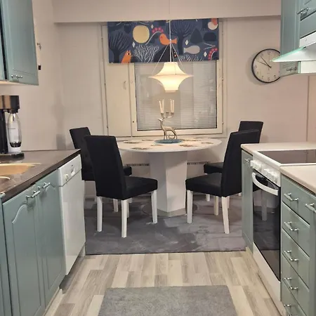 公寓 Three Bedroom Apartment, Sauna, Free Parking And Wifi