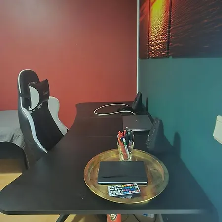 Three Bedroom Apartment, Sauna, Free Parking And Wifi 公寓 罗瓦涅米