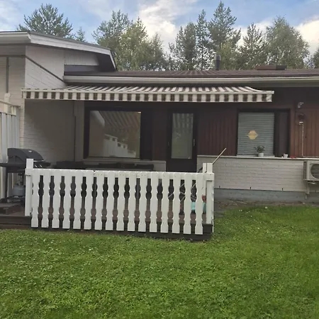 Apartman Three Bedroom Apartment, Sauna, Free Parking And Wifi
