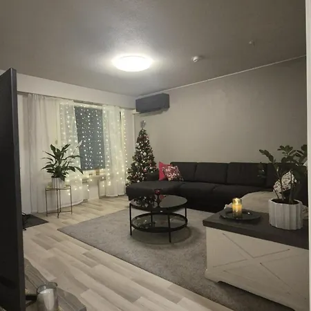 Three Bedroom Apartment, Sauna, Free Parking And Wifi Apartman *