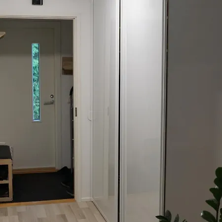 Three Bedroom Apartment, Sauna, Free Parking And Wifi Apartman *