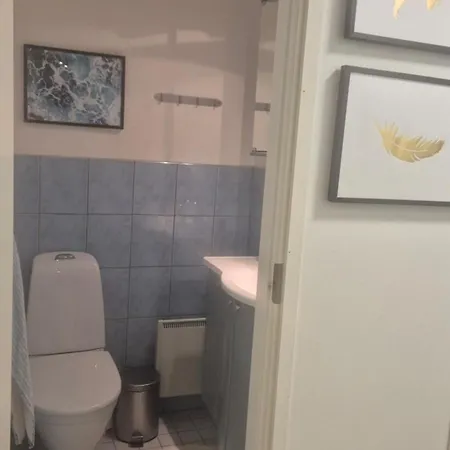 Three Bedroom Apartment, Sauna, Free Parking And Wifi * Rovaniemi