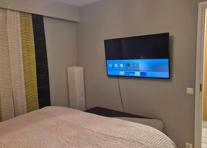 Three Bedroom Apartment, Sauna, Free Parking And Wifi Apartament *