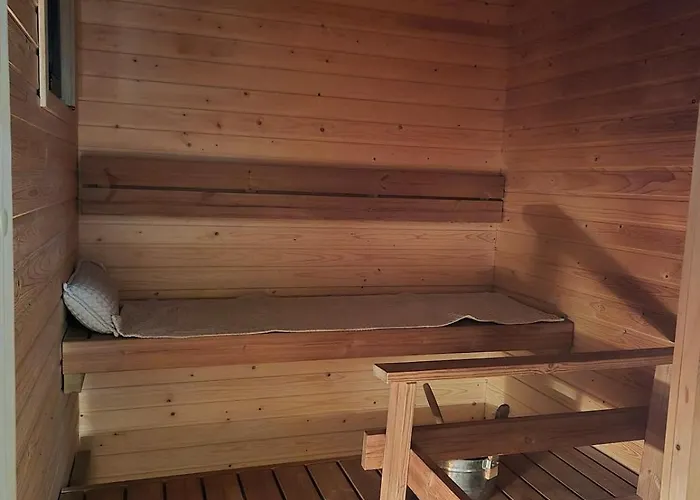 Apartament Three Bedroom Apartment, Sauna, Free Parking And Wifi *